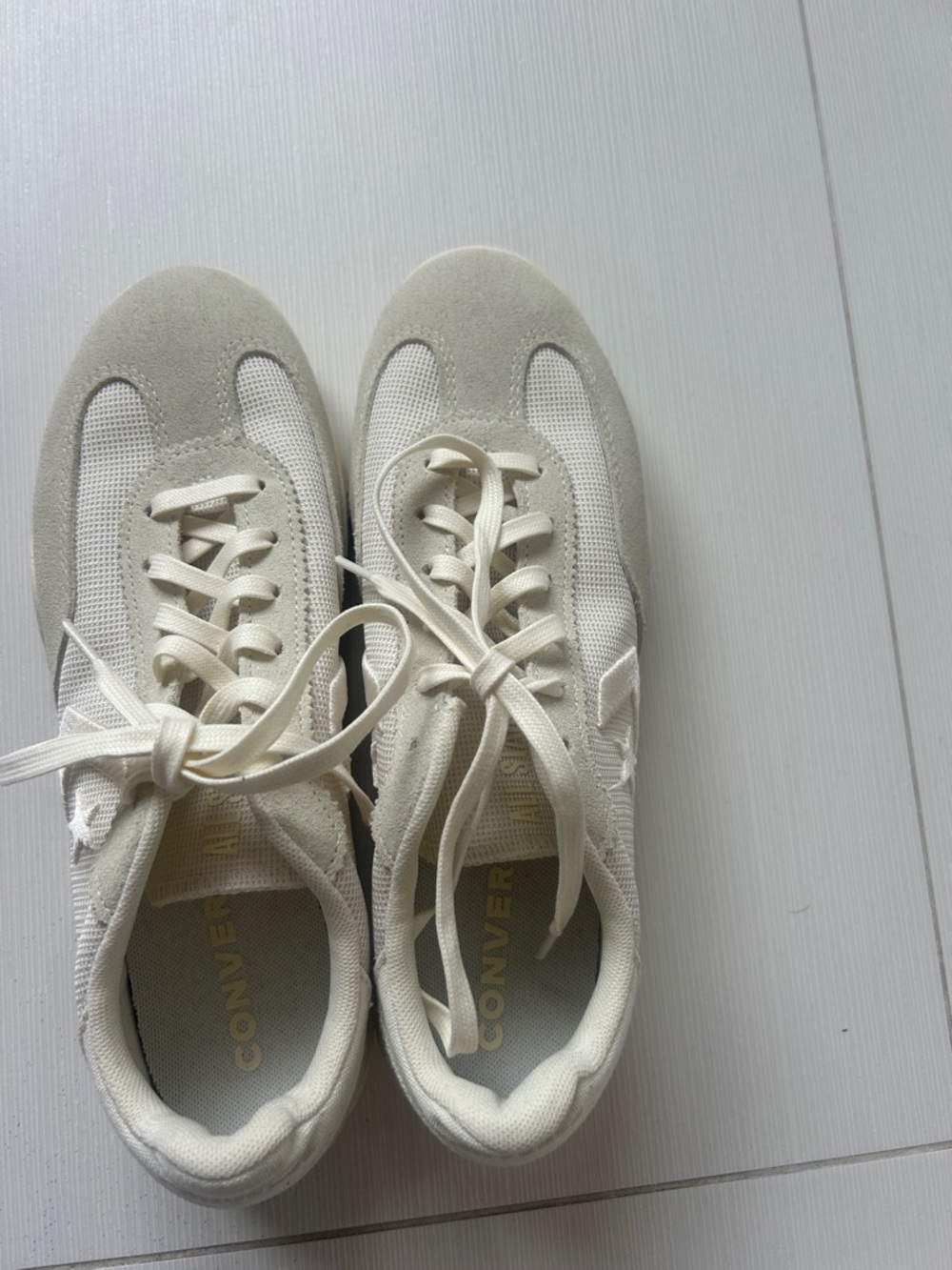 Converse off white sneakers new